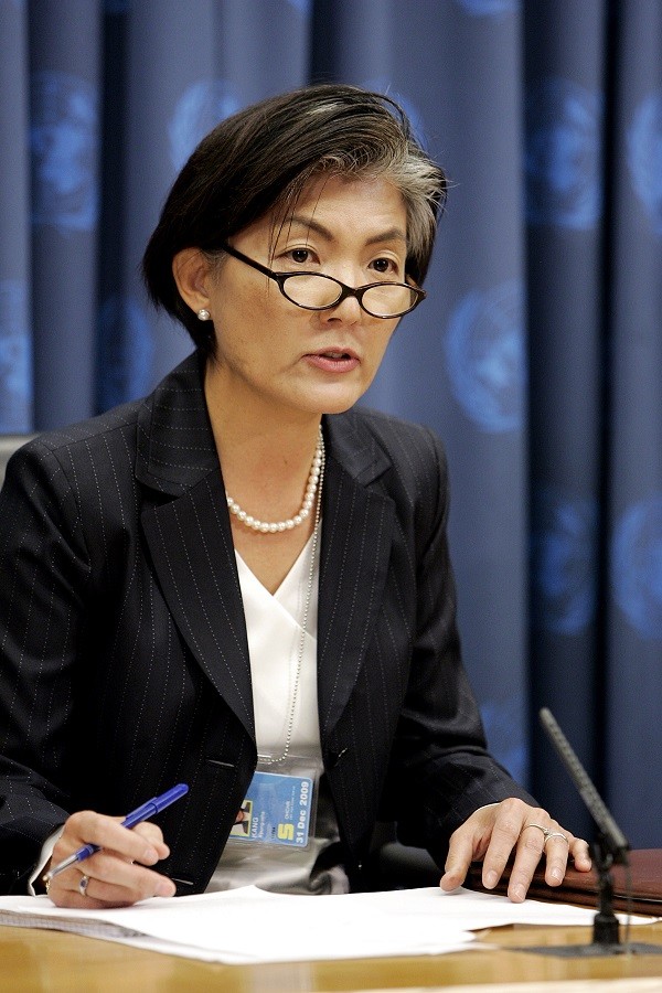 미 뉴욕 유엔본부에서 강경화 유엔 인권 부고등판무관이 기자회견에서 장애인 인권 문제를 논의할 새 총회에 관해 설명하고 있다. (사진=UN Photo by Paulo Filgueiras)