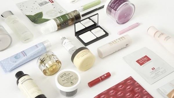 ▲ 4차 산업혁명 시대를 맞아 정보기술(IT)과 생명공학기술(BT)을 접목해 K뷰티가 중국 시장을 벗어나 중동, 중남미, 북미, 유럽까지 진출할 수 있도록 정부가 수출경쟁력을 키워줘야 한다.