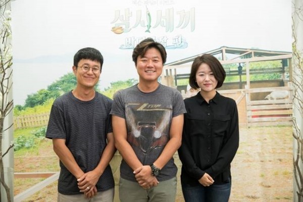 삼시세끼 제작진으로 참여한 김대주 작가(왼쪽부터), 나영석 PD, 이진주 PD.(사진=newsis)
