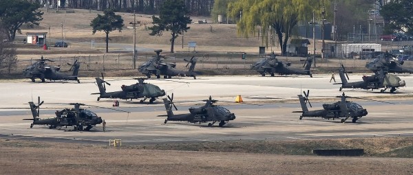 사진은 지난 4월2일 경기 평택 미8군사령부에 아파치(AH-64) 헬기가 계류되어 있다.(사진=newsis)