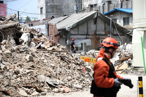 지난 6월 서울 용산구 상가건물 붕괴사고 현장 모습.(사진=newsis)